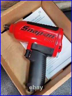 Snap-on NEW MG725 1/2 Drive Red Heavy-Duty Air Impact Wrench With Boot